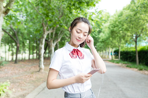 深圳有房产如何入户,往届毕业生入户深圳